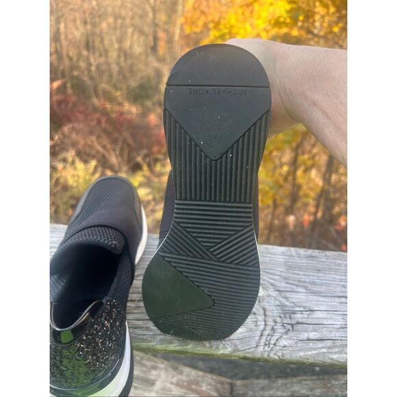 Michael Kors Womans Wedge/ Slip On Sneaker Black Sz 7.5 - Picture 4 of 8